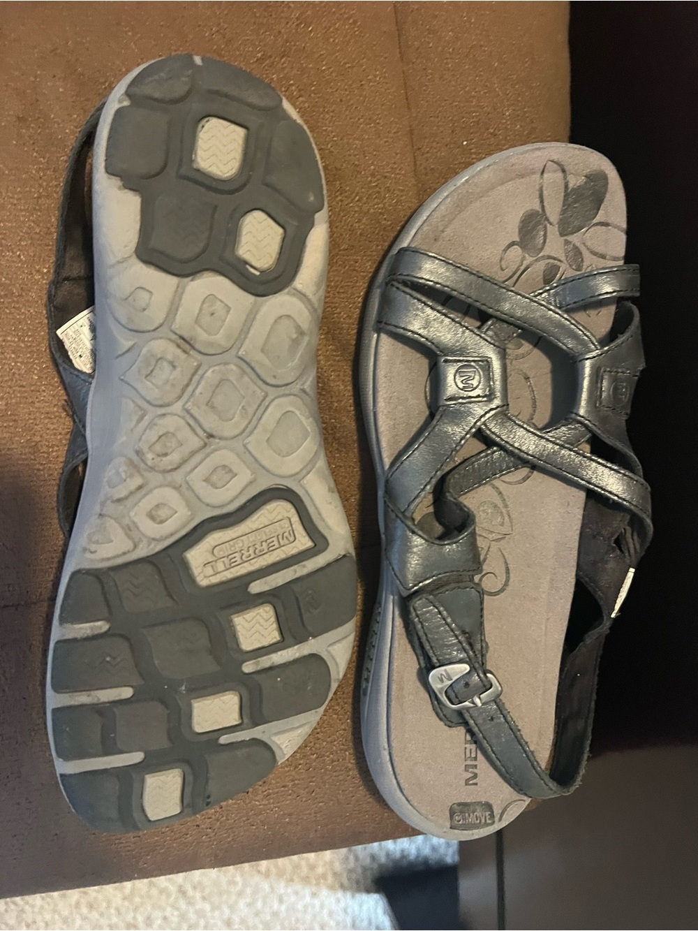 Merrell Women's Metallic Gray Strappy Sandals